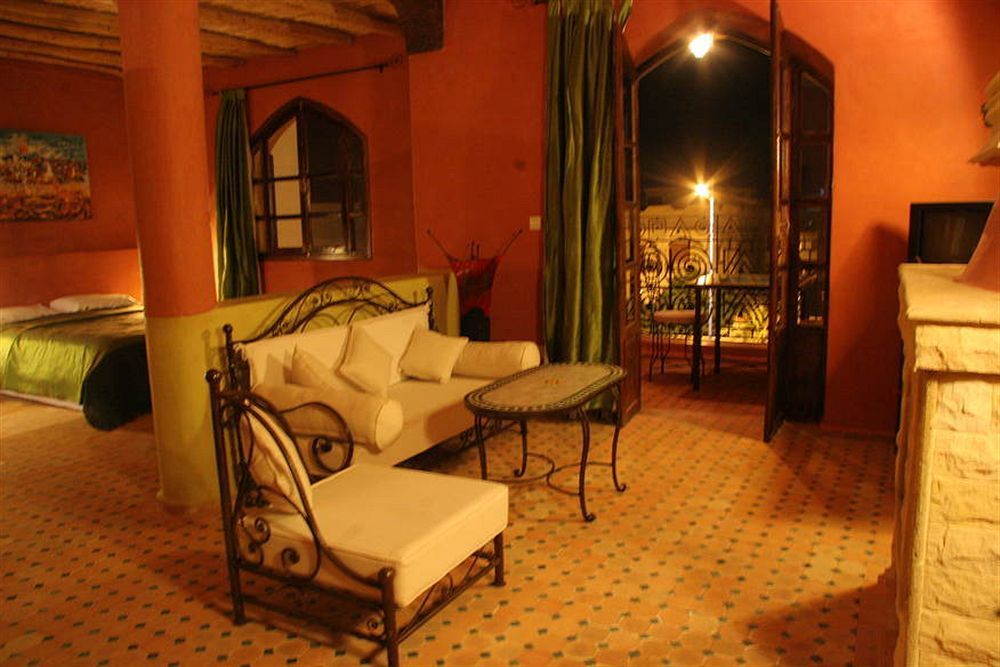אסאוירה Hotel Orson Welles מראה חיצוני תמונה
