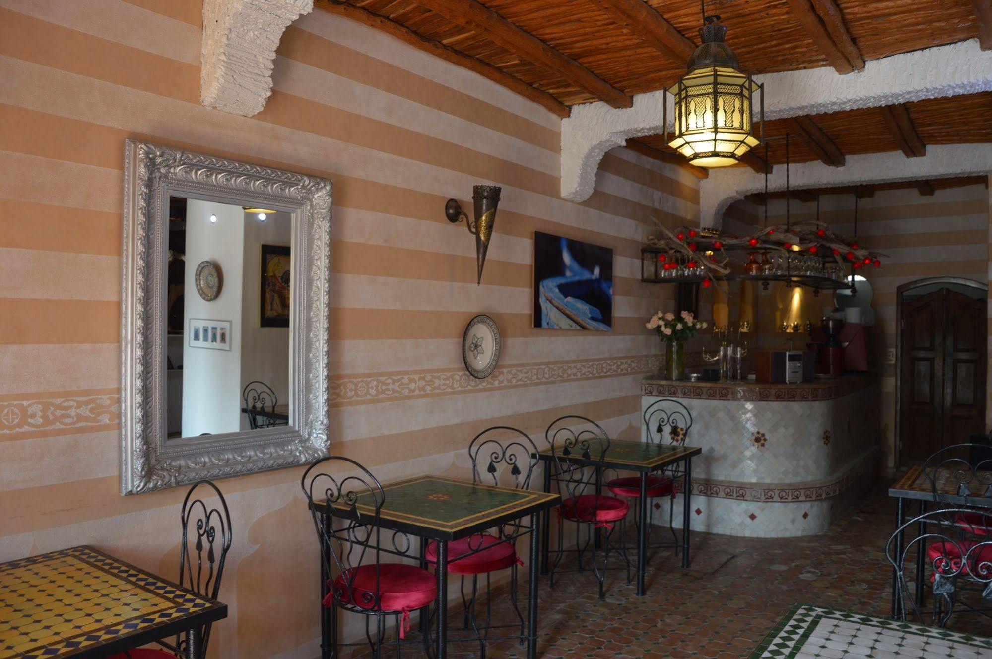 אסאוירה Hotel Orson Welles מראה חיצוני תמונה