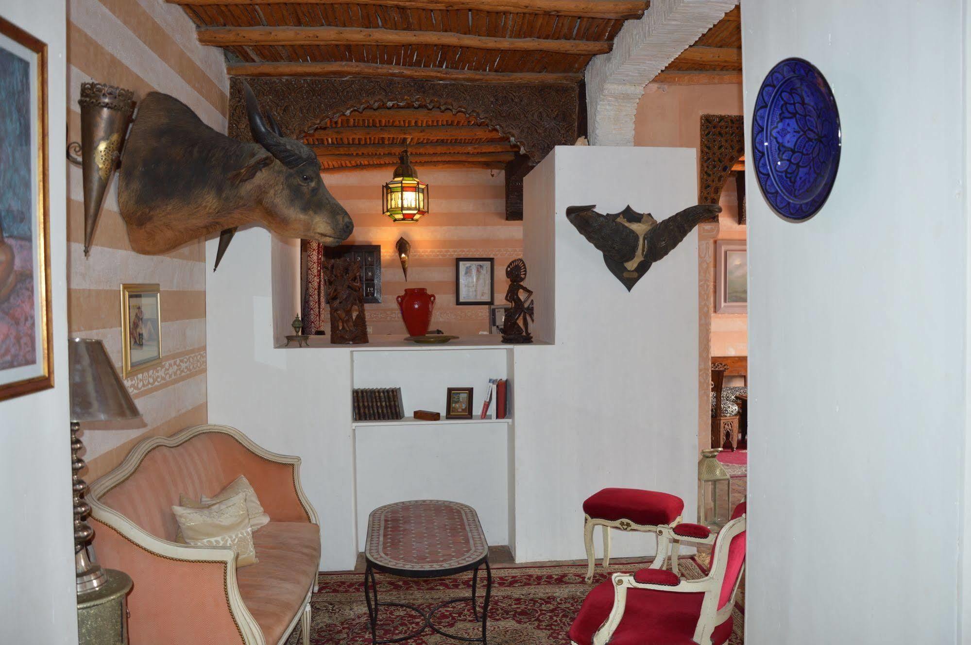 אסאוירה Hotel Orson Welles מראה חיצוני תמונה